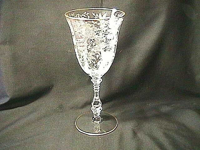 "wildflower" Gold Water Goblet   8 1/4" 10 .oz By: Cambridge Unused Condition