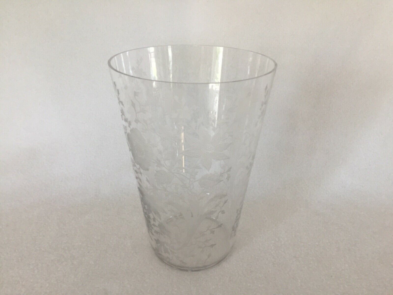 Cambridge Glass Wildflower Crystal 797 Flip Vase 7 3/4"