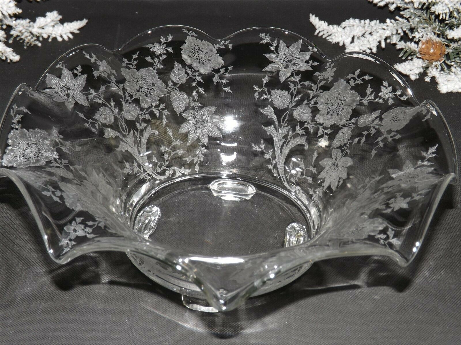 Cambridge Art Glass Four Footed Ruffled Edge Console Bowl Etched "wildflower"